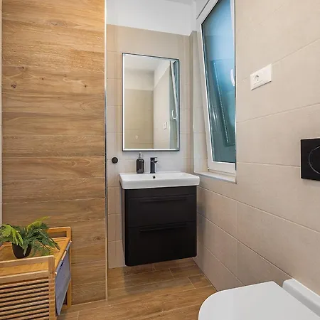 Pinus - Private Pool, Jacuzzi, Game 别墅