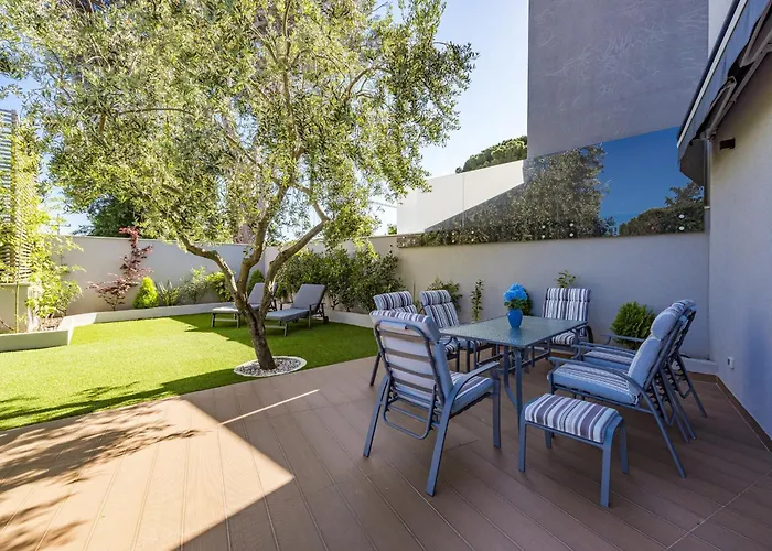 Pinus - Private Pool, Jacuzzi, Game *