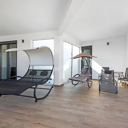 Pinus - Private Pool, Jacuzzi, Game *